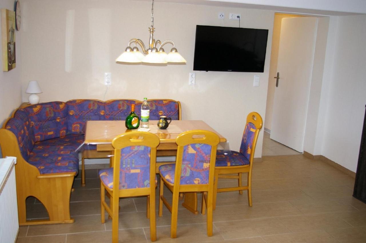 Ferienwohnung Am Steigerwaldrand Sugenheim Екстер'єр фото