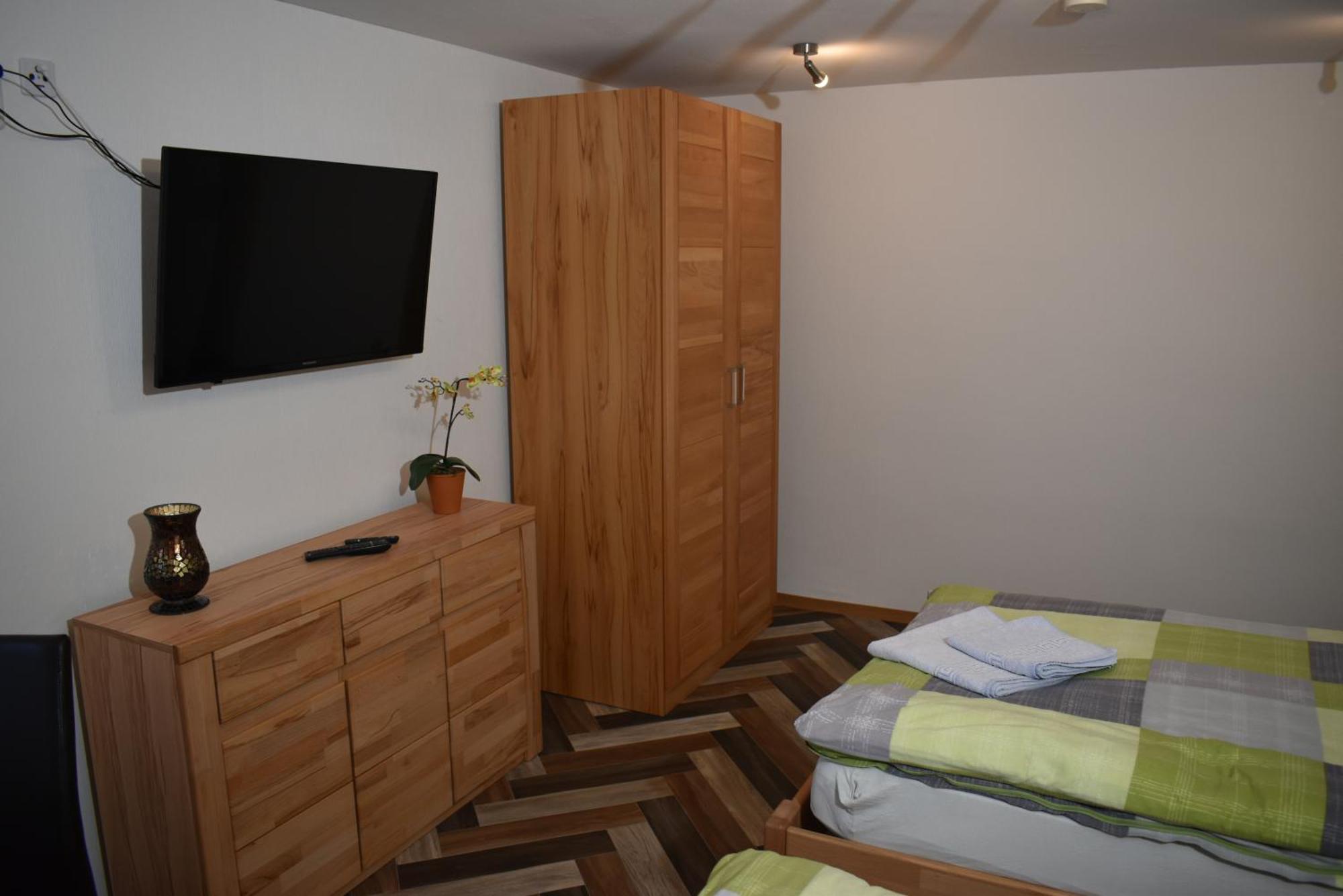 Ferienwohnung Am Steigerwaldrand Sugenheim Екстер'єр фото